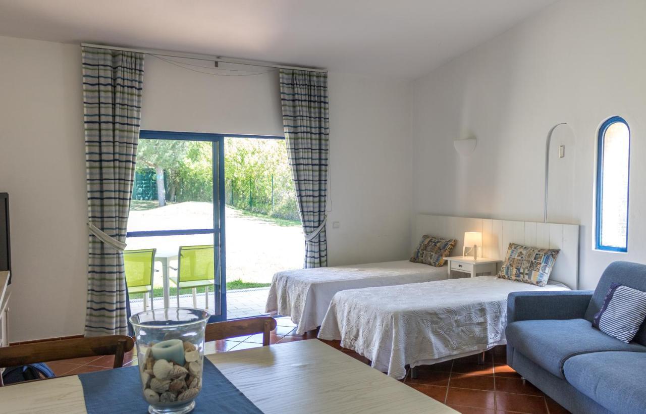 Apartamentos Clube Da Bemposta Алвор Экстерьер фото